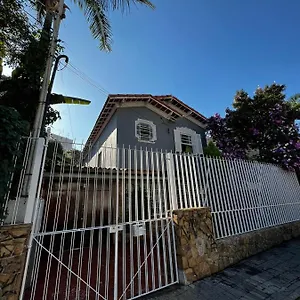 E Vila Madalena Pensión